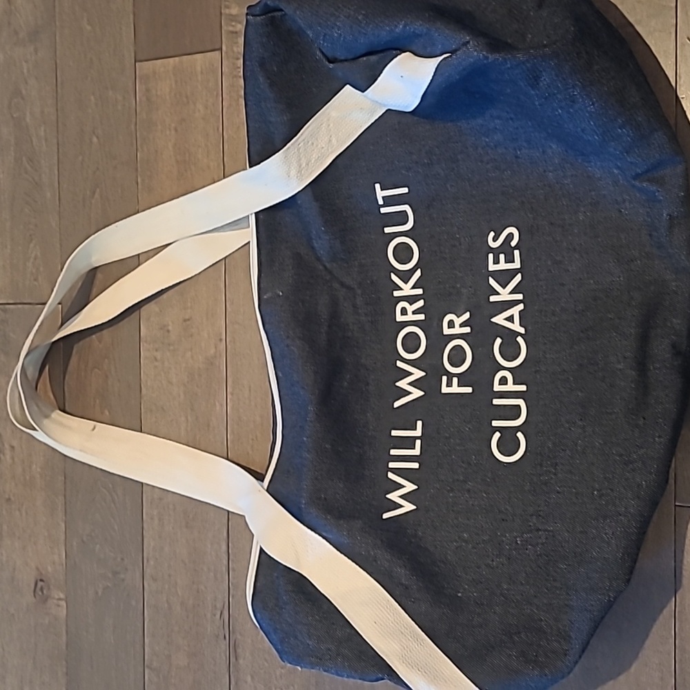 Novelty Gym Bag - Will Work Out for Cupcakes - Picture 2 of 4